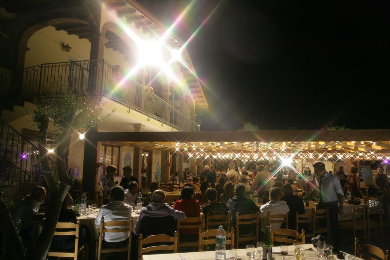 Agriturismo Da Lino Agripizza Villa Samugheo Екстериор снимка